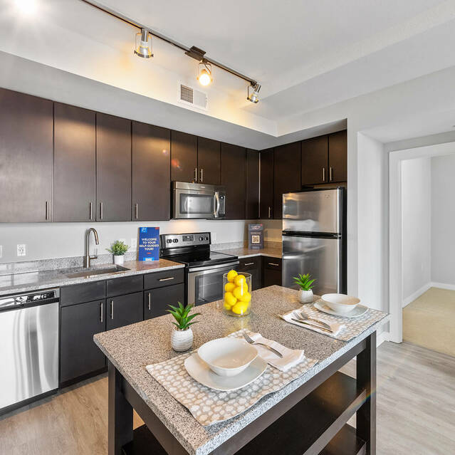 Alexandria Apartments For Rent The Bradley Braddock Apts